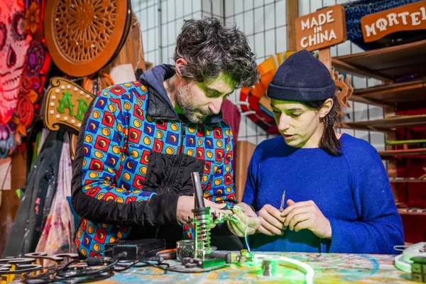 Créez votre cœur ou votre étoile en néon-LED - Image n°4 - Wecandoo