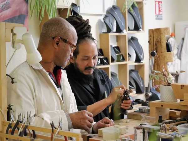 Créez votre pendentif en argent personnalisé - Image n°2 - Wecandoo