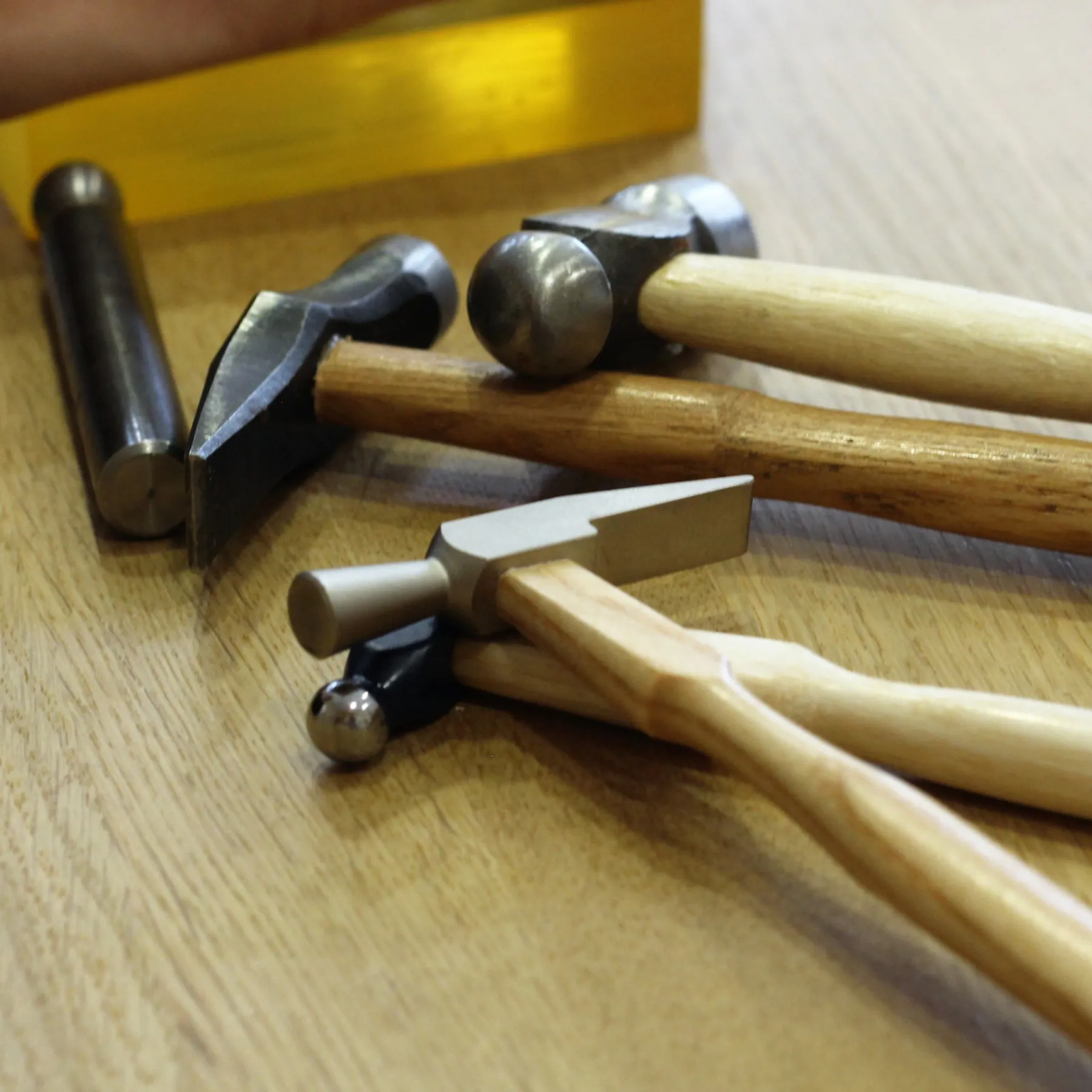 Concevez vos créoles en argent plaqué or - Image n°4 - Wecandoo