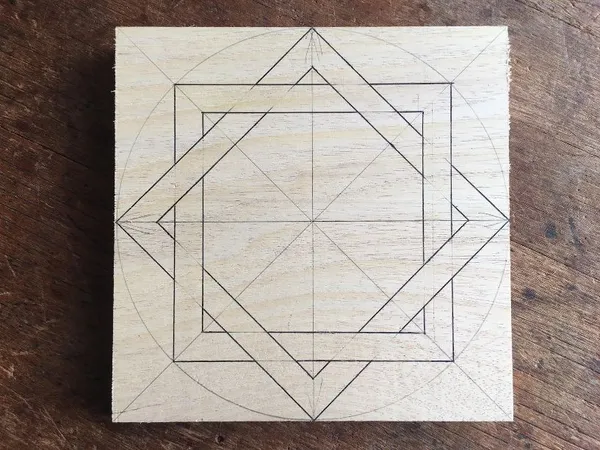 Initiez-vous à la sculpture géométrique sur bois - Image n°2 - Wecandoo