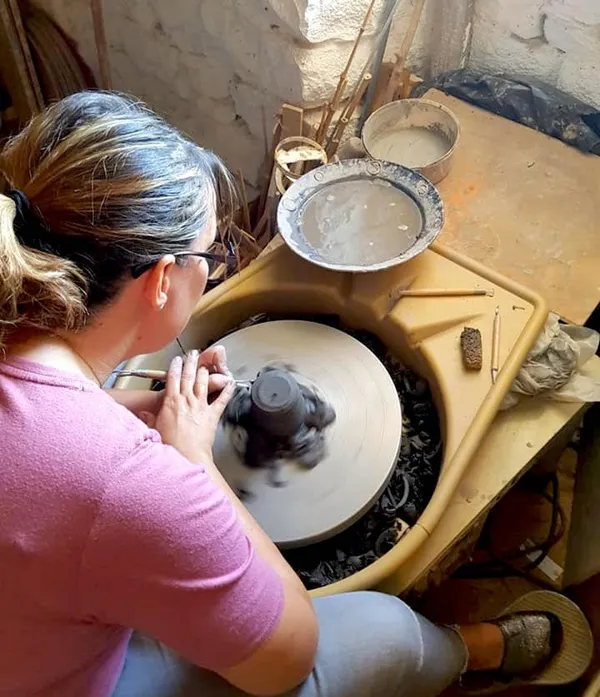 Wecandoo - Fabriquez vos tasses au tour de potier