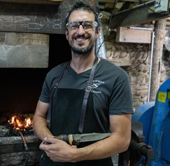 Laurent : Forgeron et Coutelier à Drôme (26)