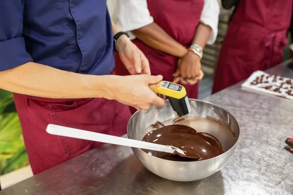 Fabriquez vos tablettes de chocolat avec Sébastien - Image n°1 - Wecandoo
