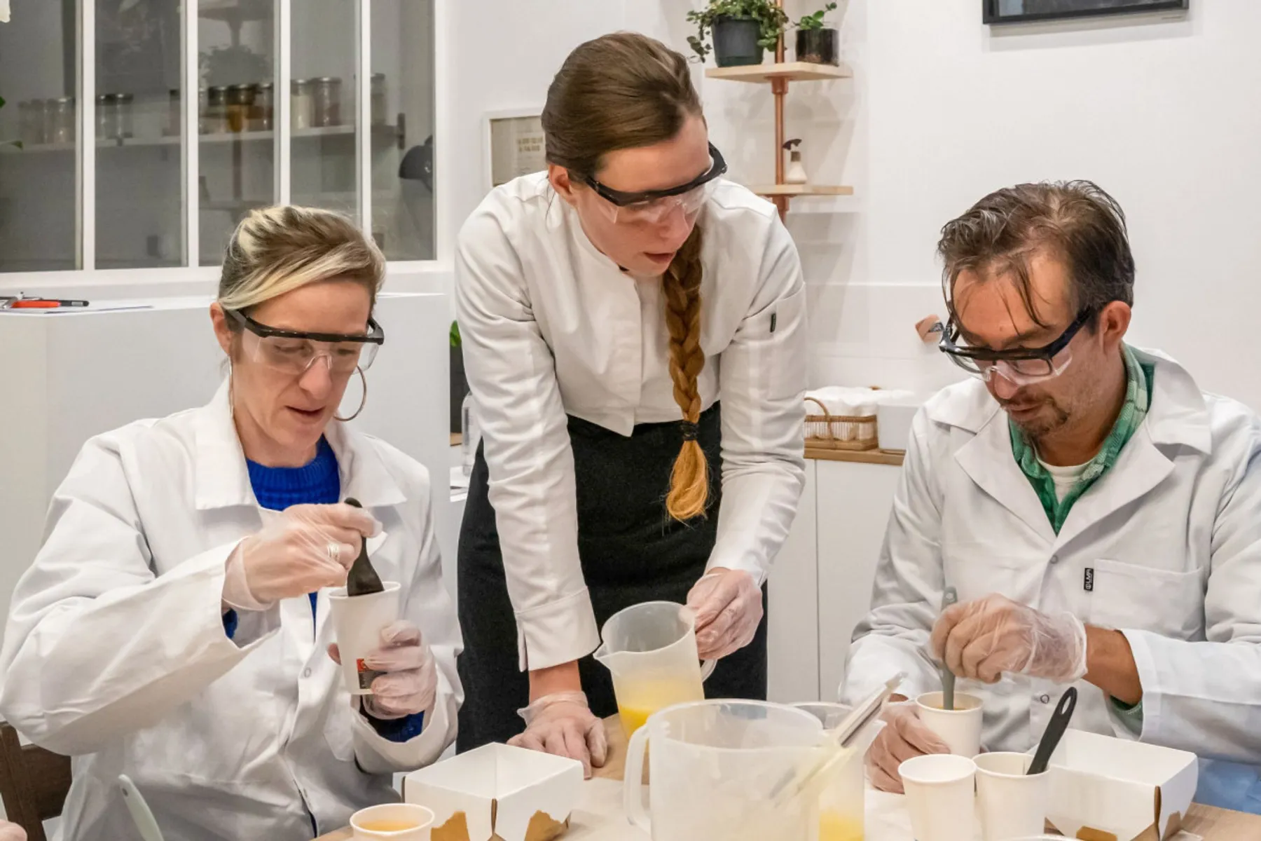 Réalisez votre savon saponifié à froid - Image n°3 - Wecandoo