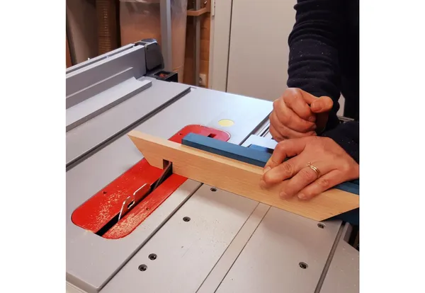 Réalisez votre cadre-étagère en bois - Afbeelding nr. 4 - Wecandoo