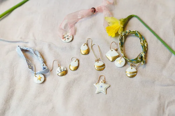 Wecandoo - Décorez à l'or vos bijoux en porcelaine