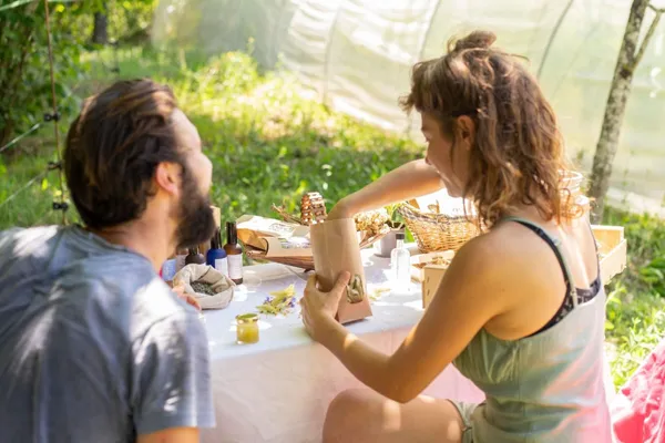 Fabriquez votre élixir sur-mesure aux plantes médicinales - Image n°2 - Wecandoo