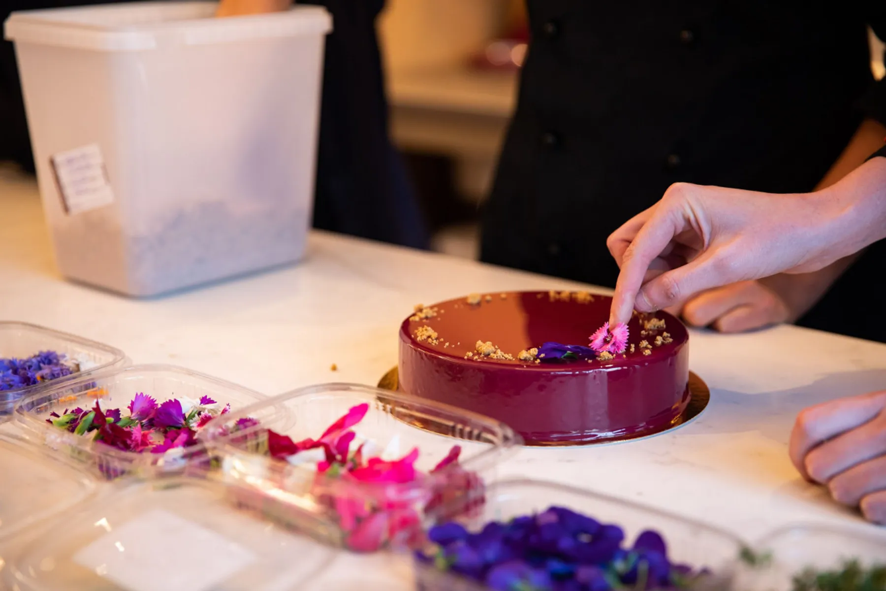 Pâtissez un entremets de saison - Image n°4 - Wecandoo