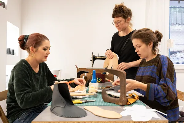 Créez vos chaussures en cuir - 2J - Afbeelding nr. 2 - Wecandoo