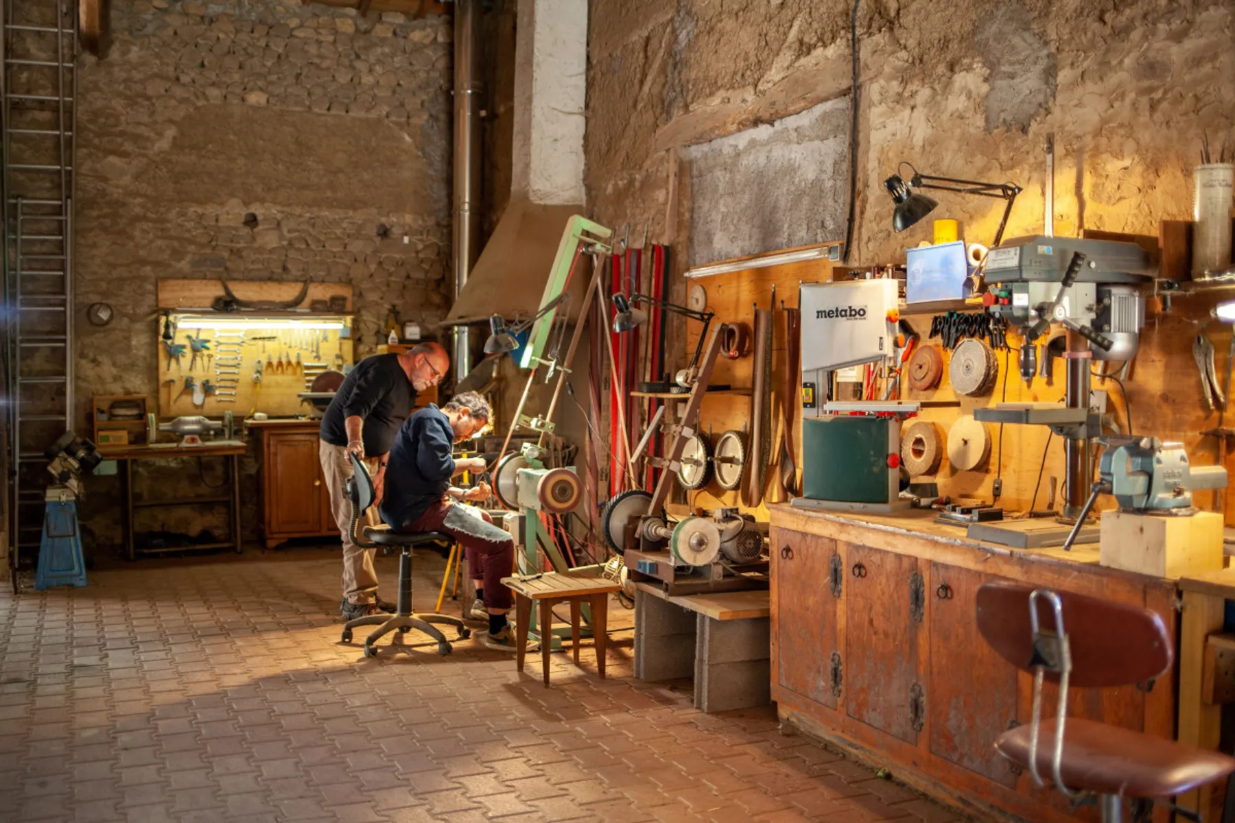 Réalisez votre couteau droit - Image n°1 - Wecandoo