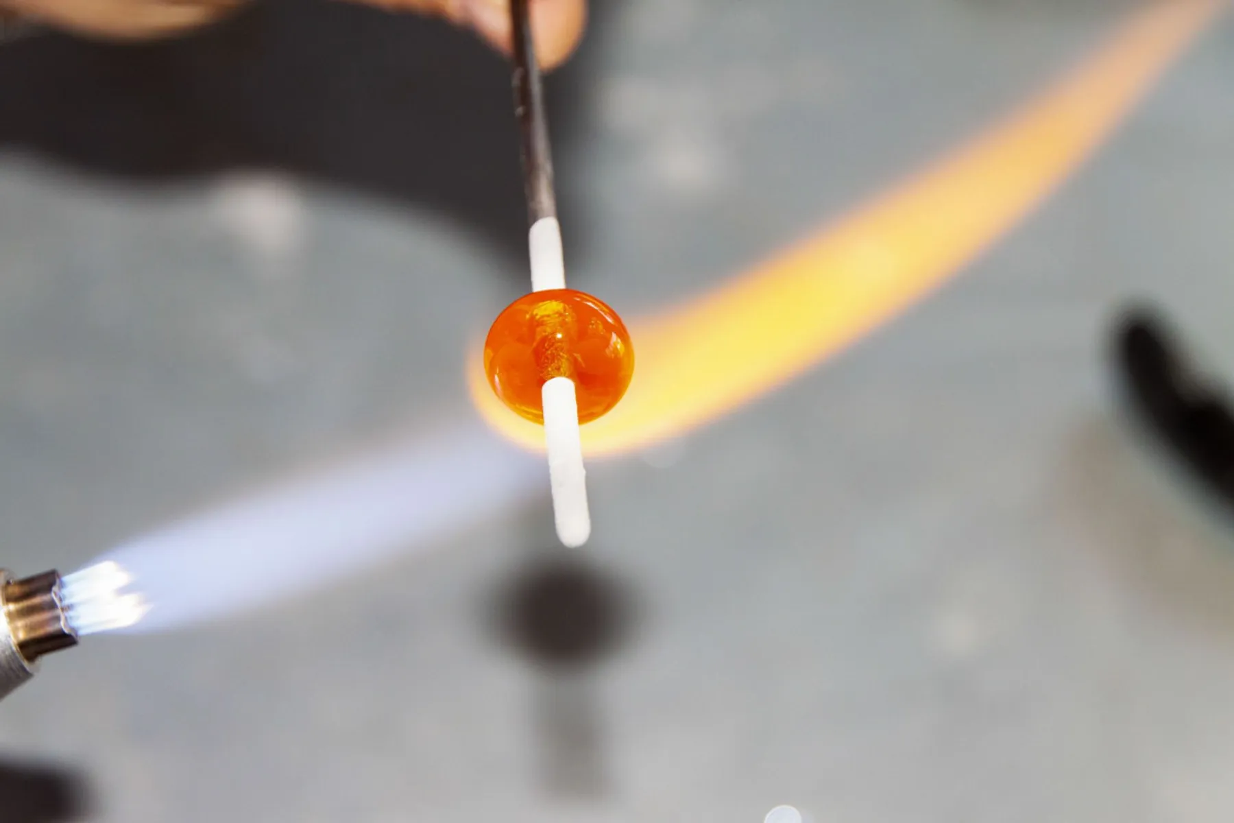 Créez votre bijou en verre filé - Image n°1 - Wecandoo