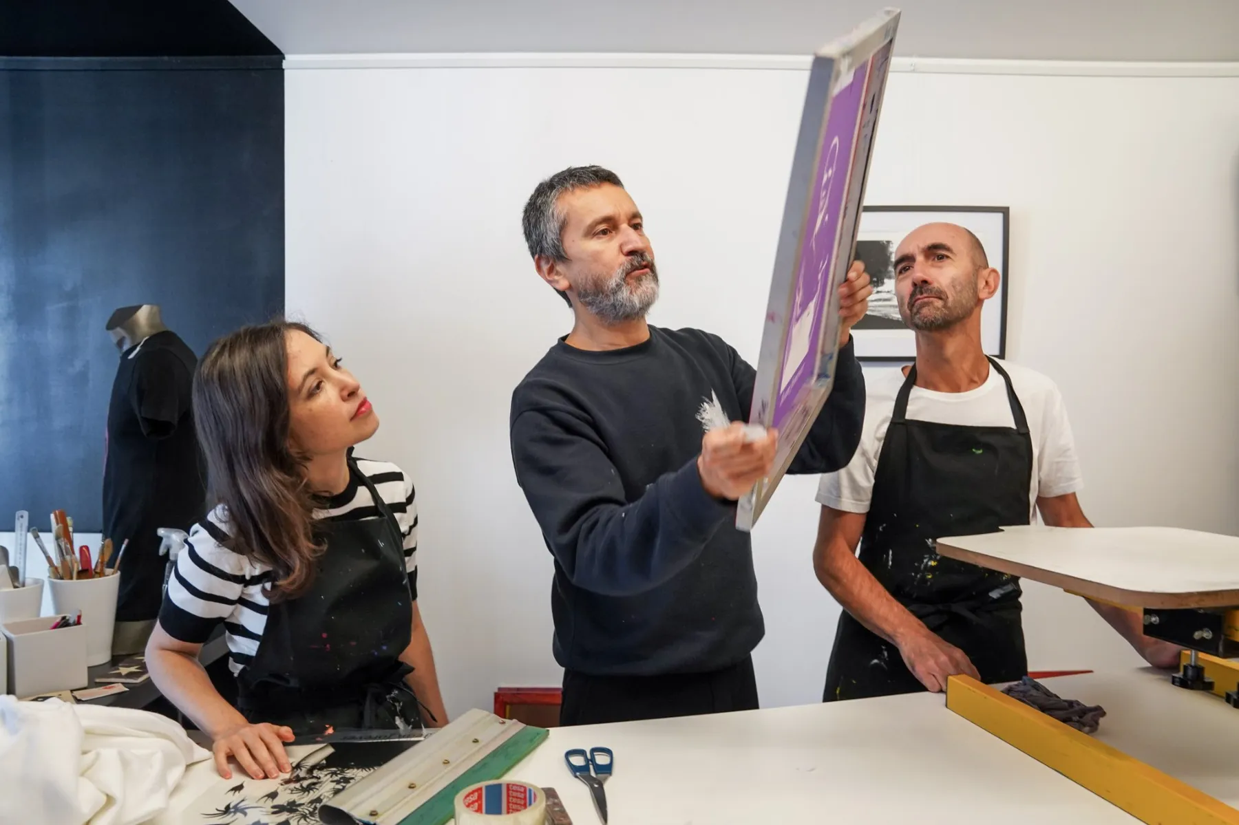 Stimulez votre équipe et sérigraphiez vos affiches en groupe sur une journée - Image n°2 - Wecandoo