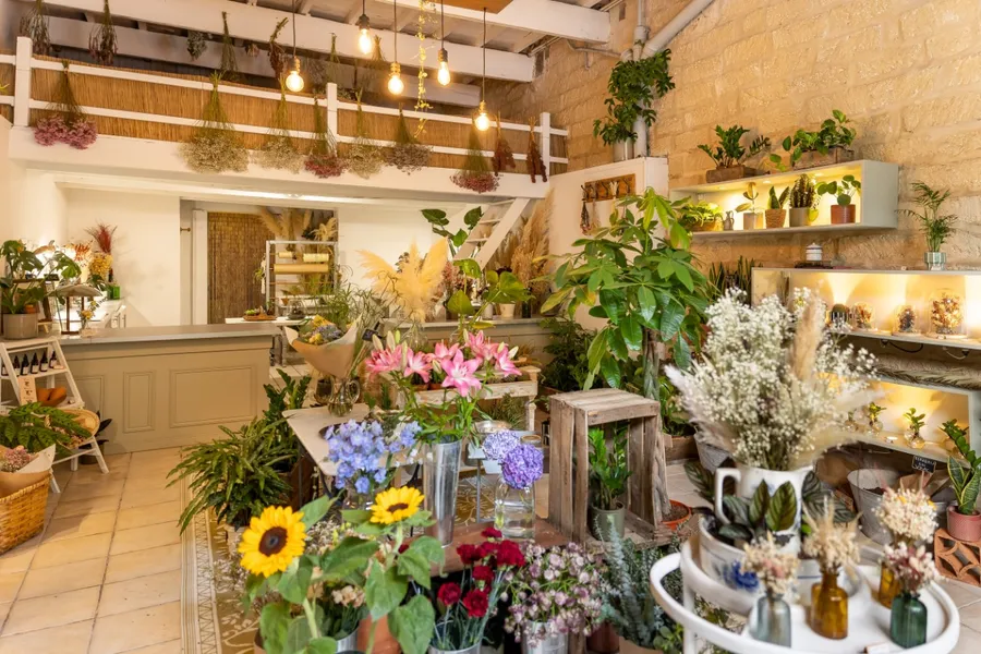 Composez votre bouquet de fleurs fraîches - Image n°1 - Wecandoo