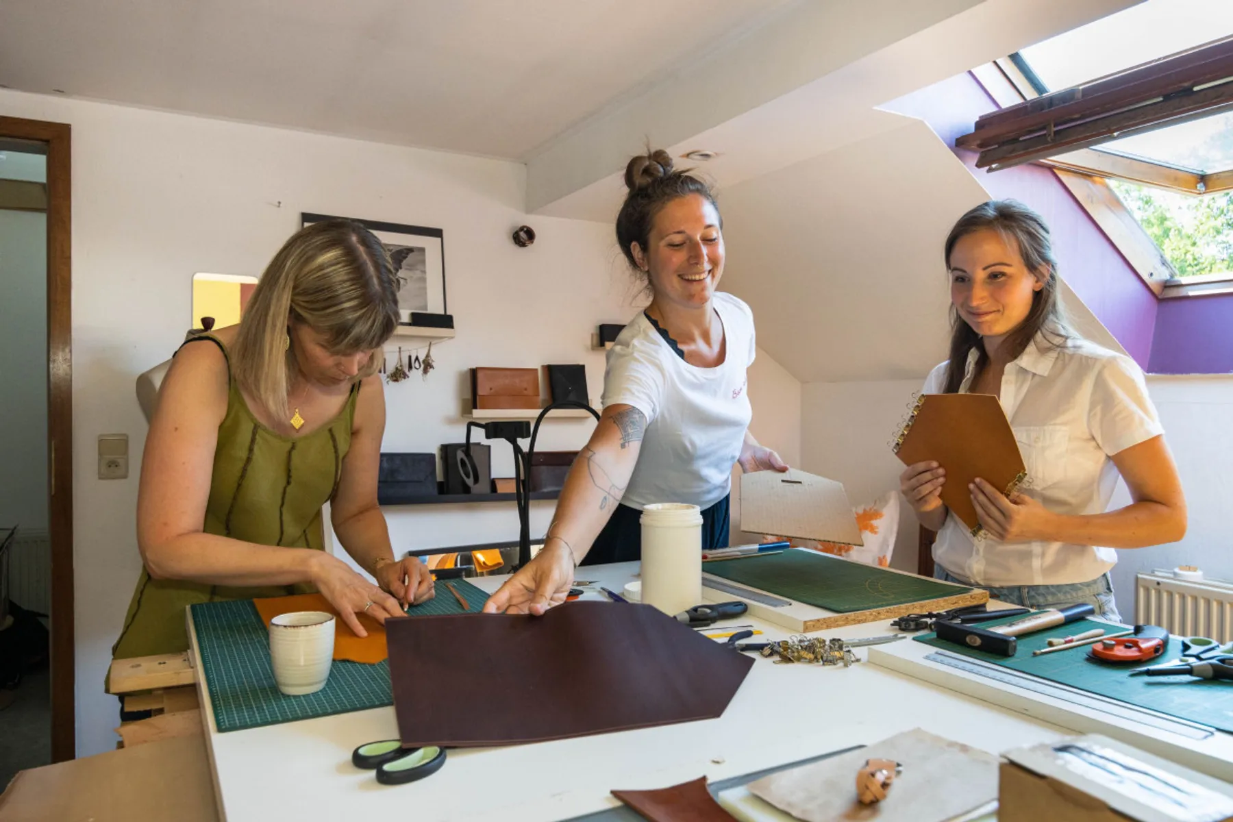 Créez votre pochette en cuir - Image n°2 - Wecandoo