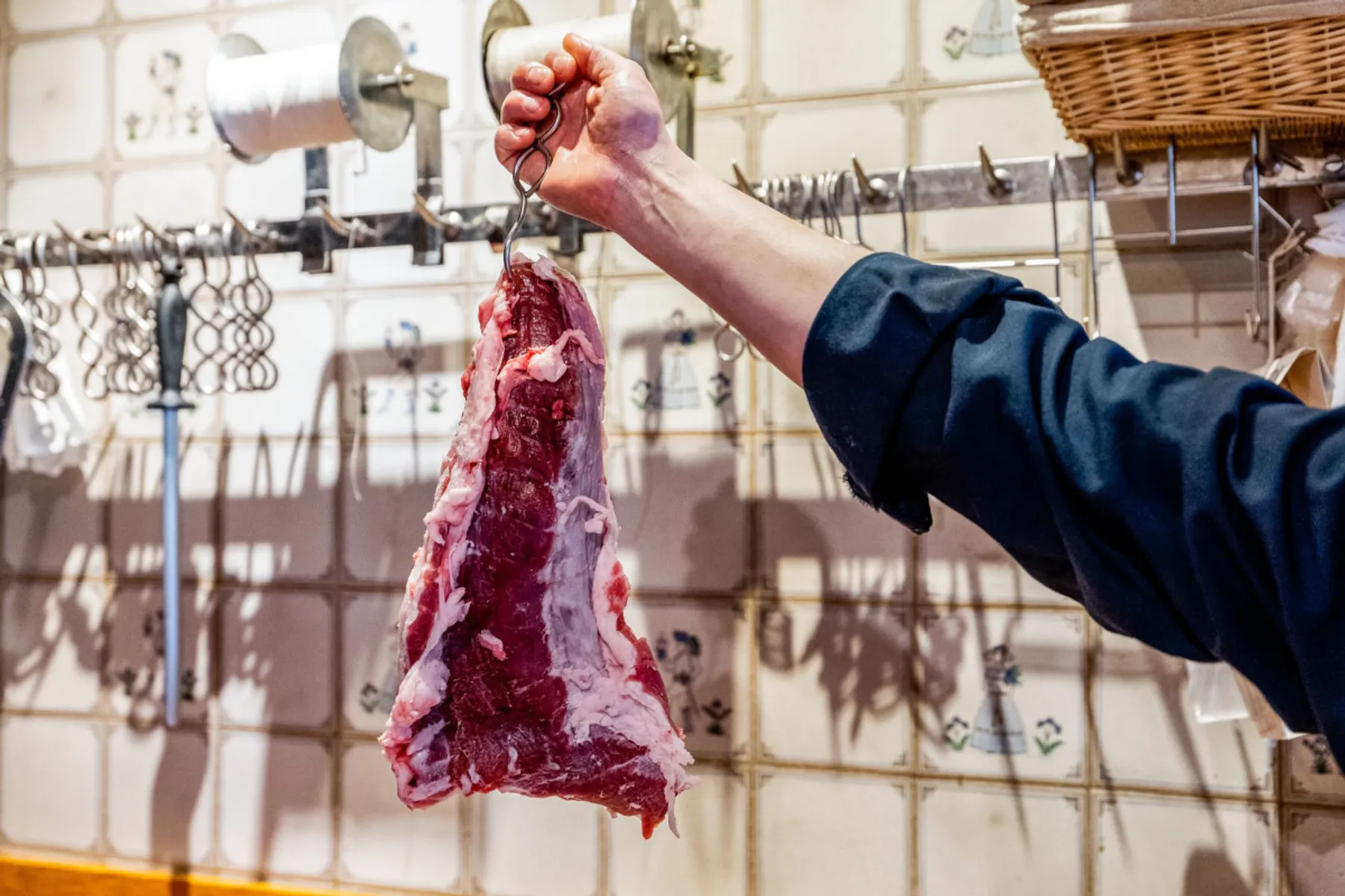 Apprenez à découper un demi cochon - Image n°4 - Wecandoo