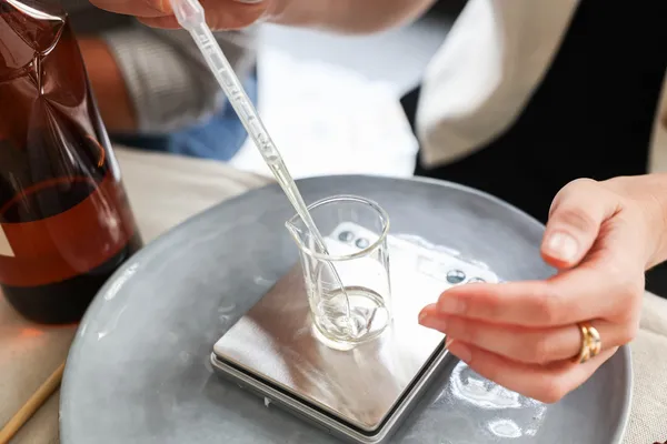 Réalisez votre bougie parfumée upcyclée - Image n°3 - Wecandoo