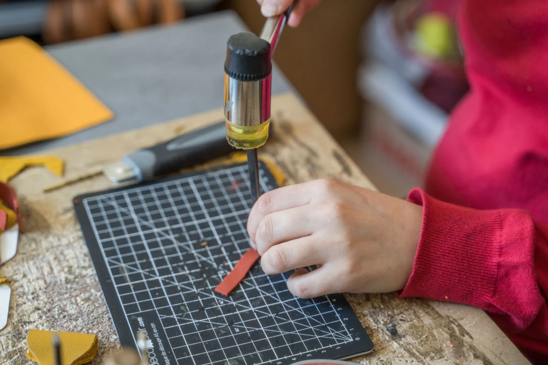 Fabriquez votre pochette de soirée - Image n°3 - Wecandoo