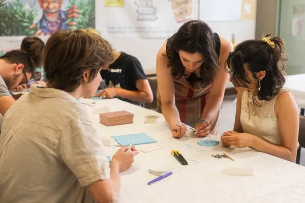 Découvrez l'impression linogravure sur un tote bag - Image n°2 - Wecandoo