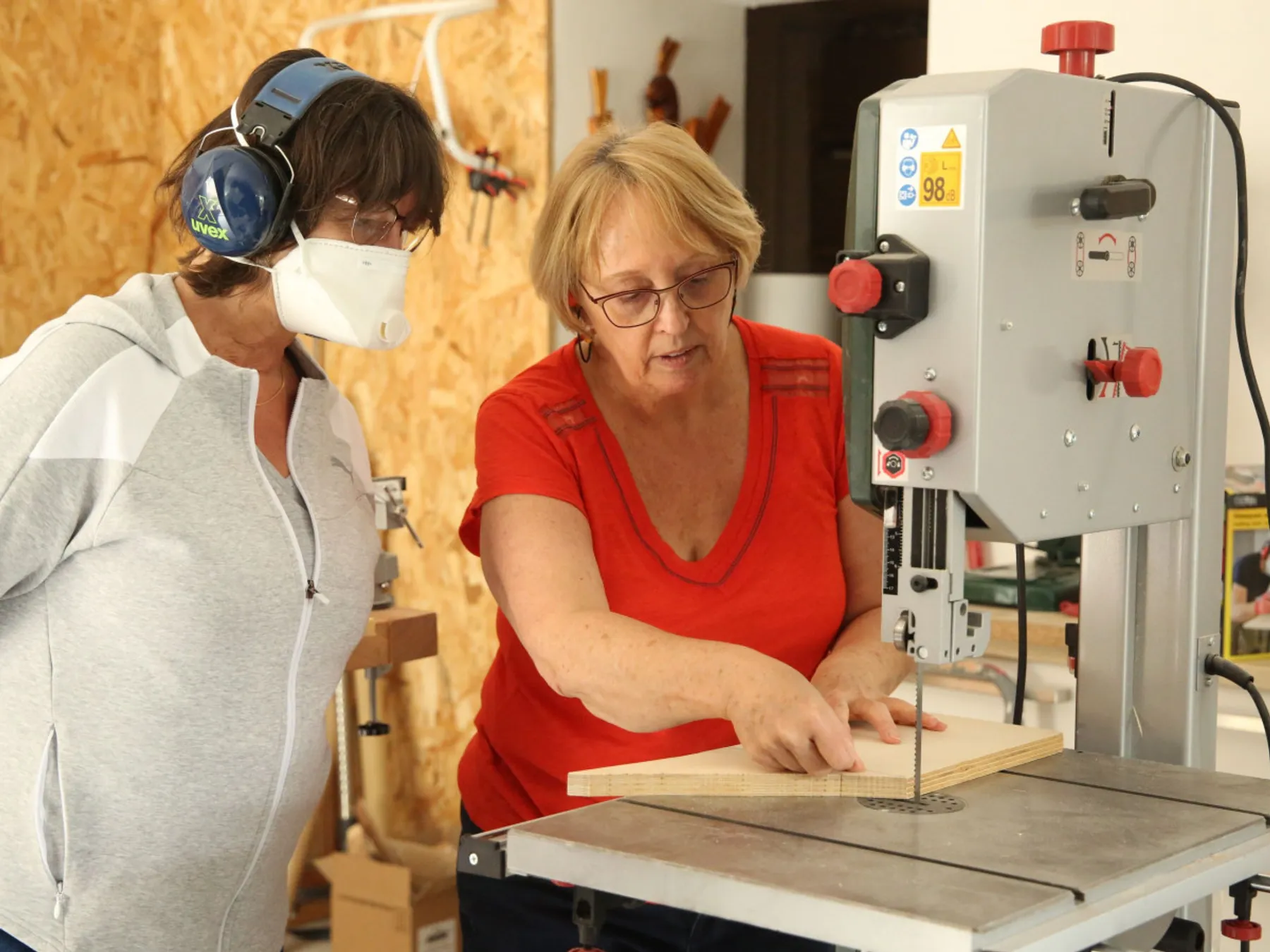 Réalisez une tirelire originale en bois - Image n°4 - Wecandoo