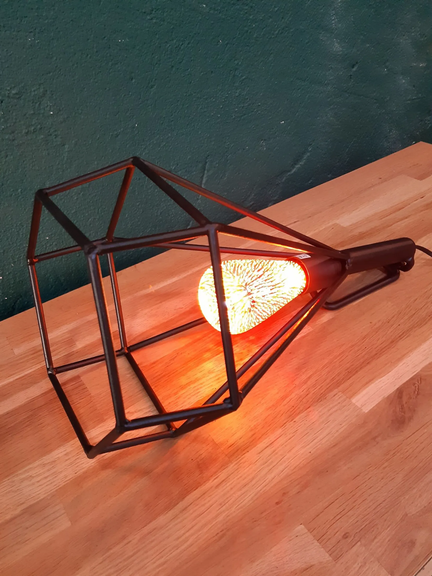 Réalisez votre lampe baladeuse - Afbeelding nr. 4 - Wecandoo