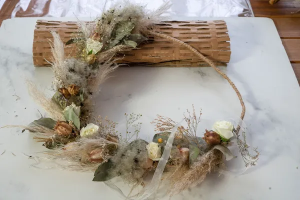 Wecandoo - Créez votre couronne de fleurs séchées