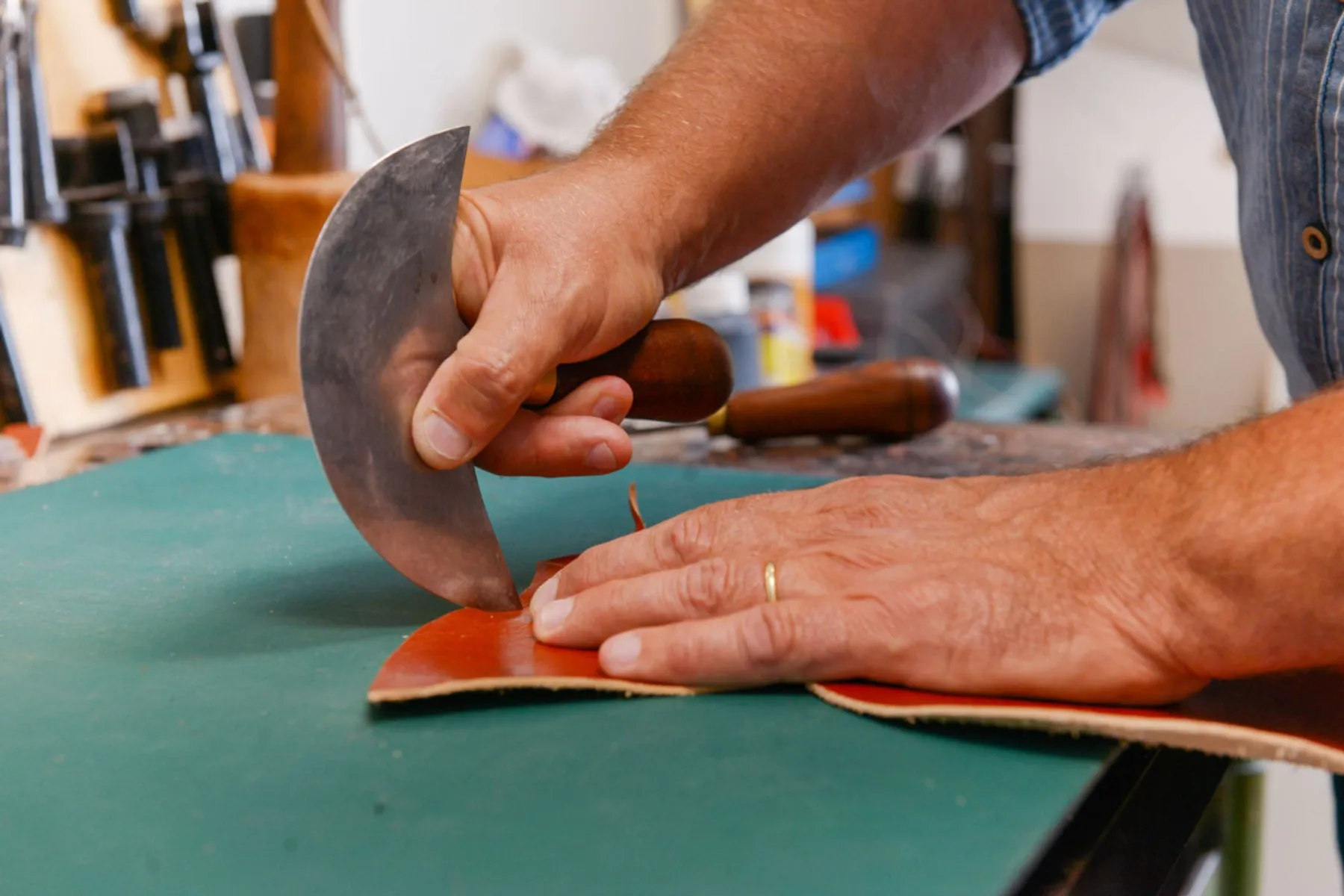 Fabriquez votre pochette en cuir - Afbeelding nr. 3 - Wecandoo