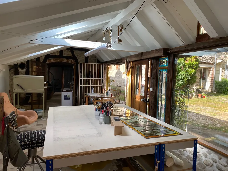 Initiez-vous à l'art du vitrail sur une journée - Image n°1 - Wecandoo