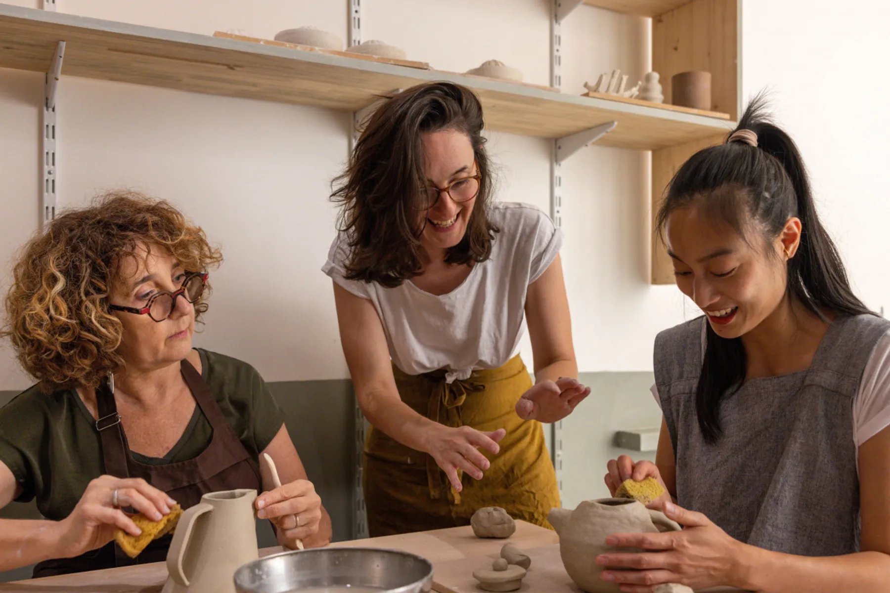 Modelez votre théière en céramique - Image n°3 - Wecandoo