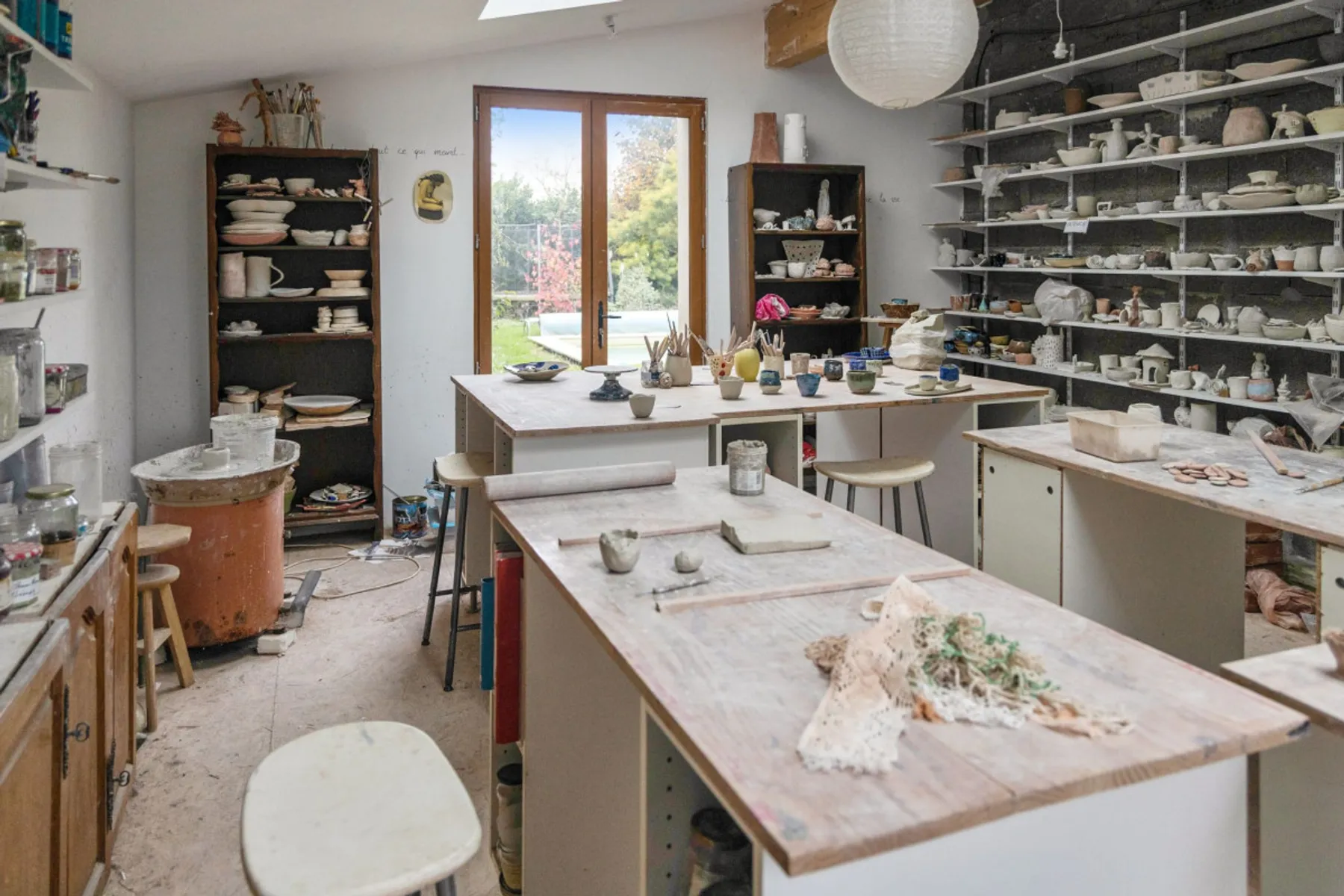 Initiez-vous au tour de potier avec Michèle - Image n°1 - Wecandoo