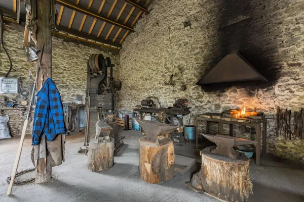 Réalisez votre couteau brut de forge - Image n°1 - Wecandoo