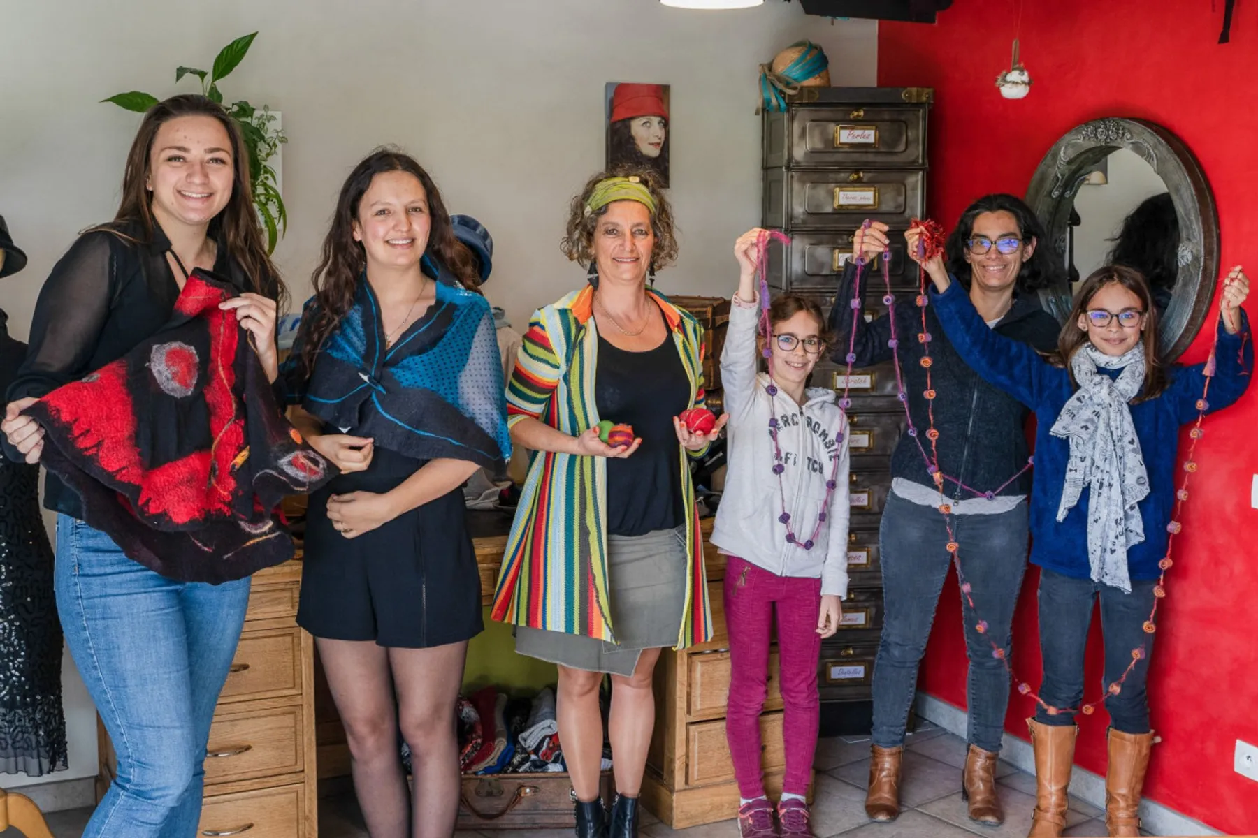 Réalisez une étole avec la technique feutrage de laine - Image n°3 - Wecandoo