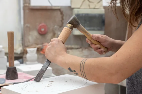 Réalisez votre presse-papier en pierre taillée - Image n°2 - Wecandoo