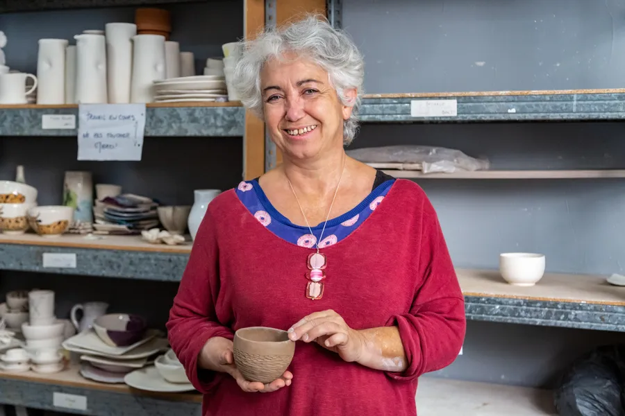 Véronique : Céramiste à Aubagne