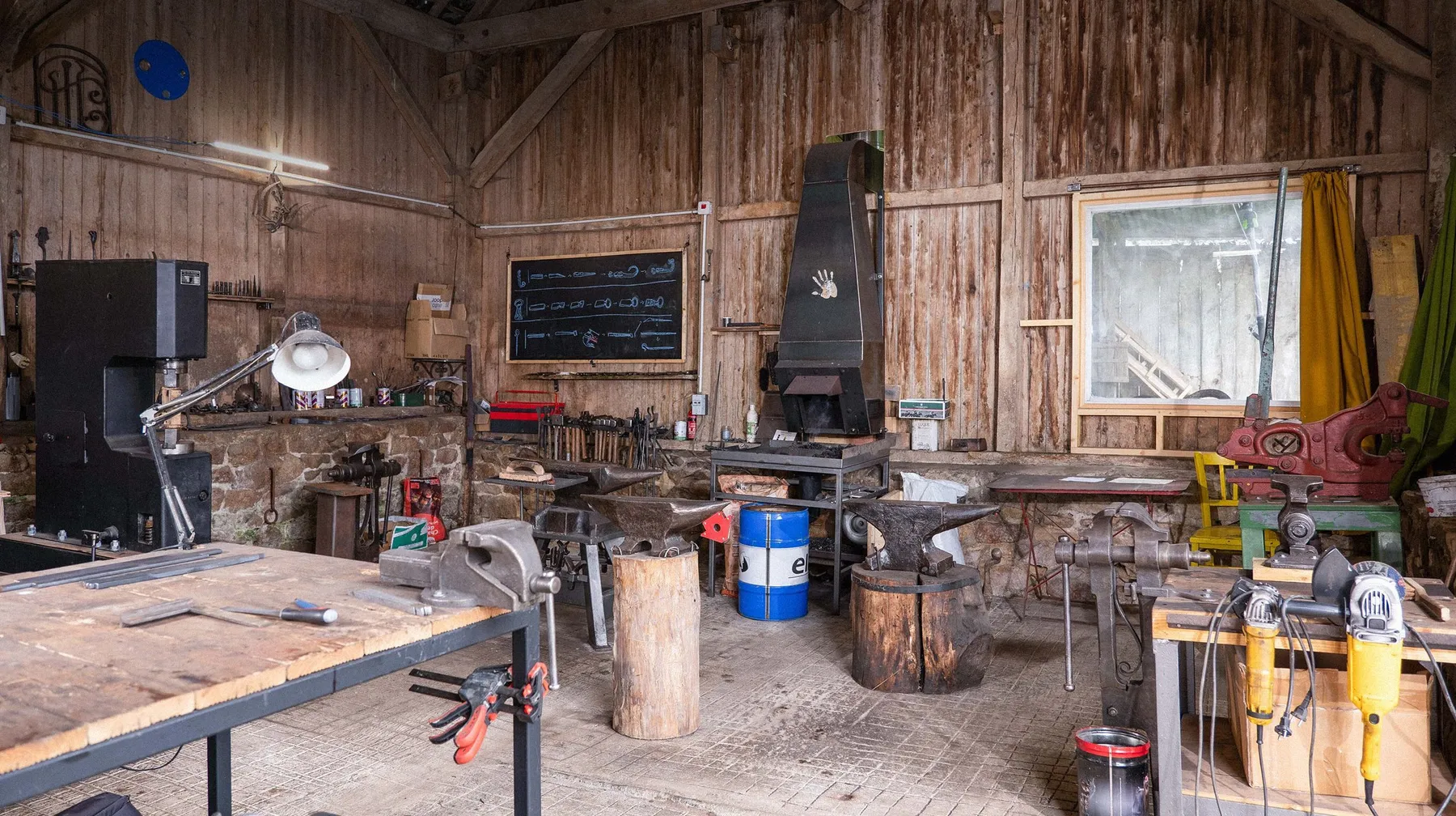 Nos ateliers de poterie et céramique à Rennes - Wecandoo