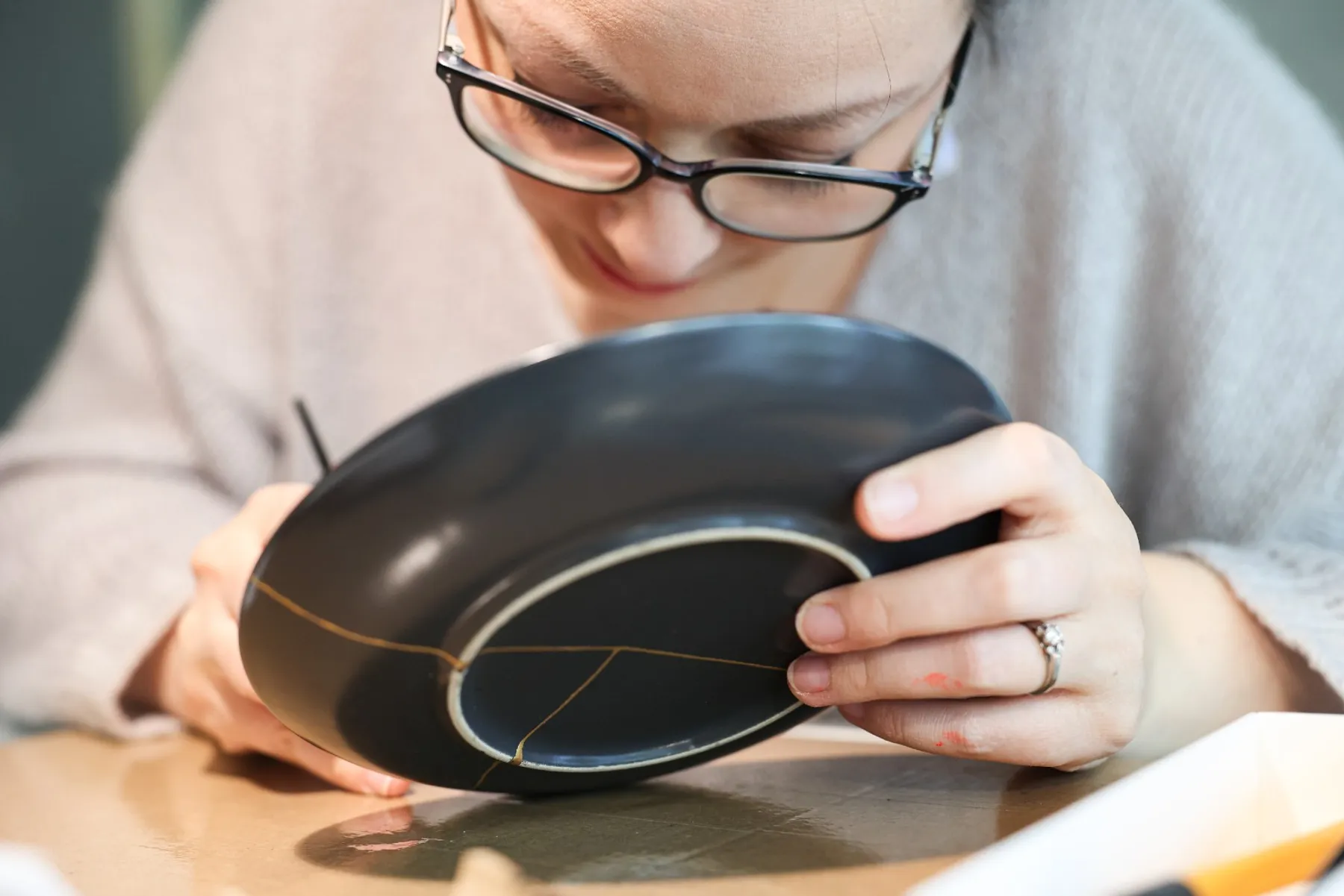 Initiez-vous aux techniques traditionnelles du kintsugi sur 4 sessions - Image n°4 - Wecandoo