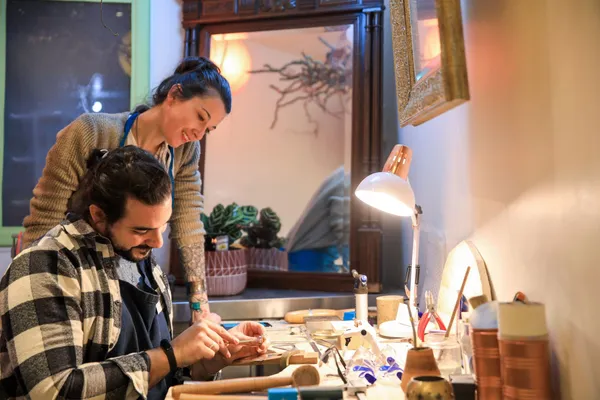 Créez deux anneaux martelés en argent - Image n°2 - Wecandoo