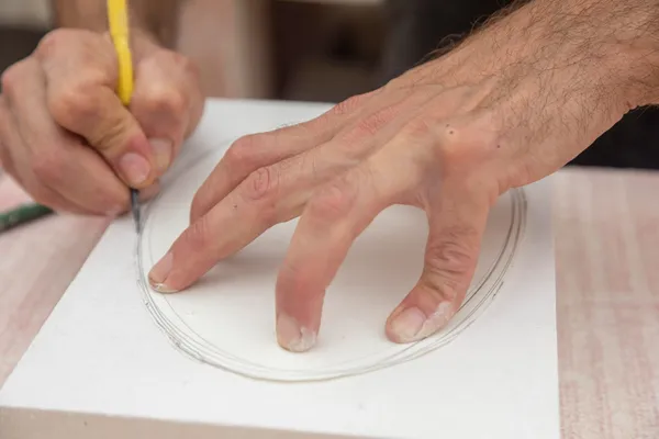 Réalisez votre corbeille à fruits en pierre taillée - Image n°4 - Wecandoo