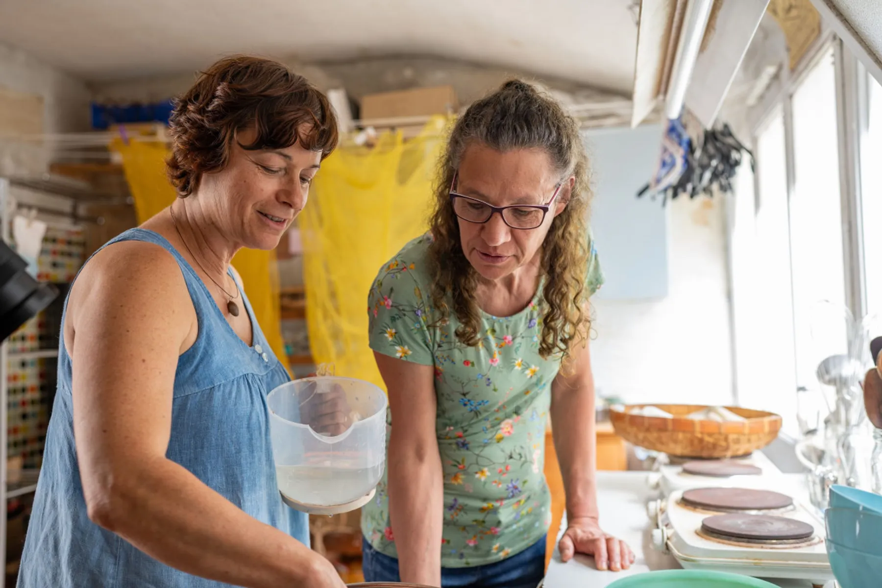 Initiez-vous à la teinture végétale indigo - Image n°2 - Wecandoo