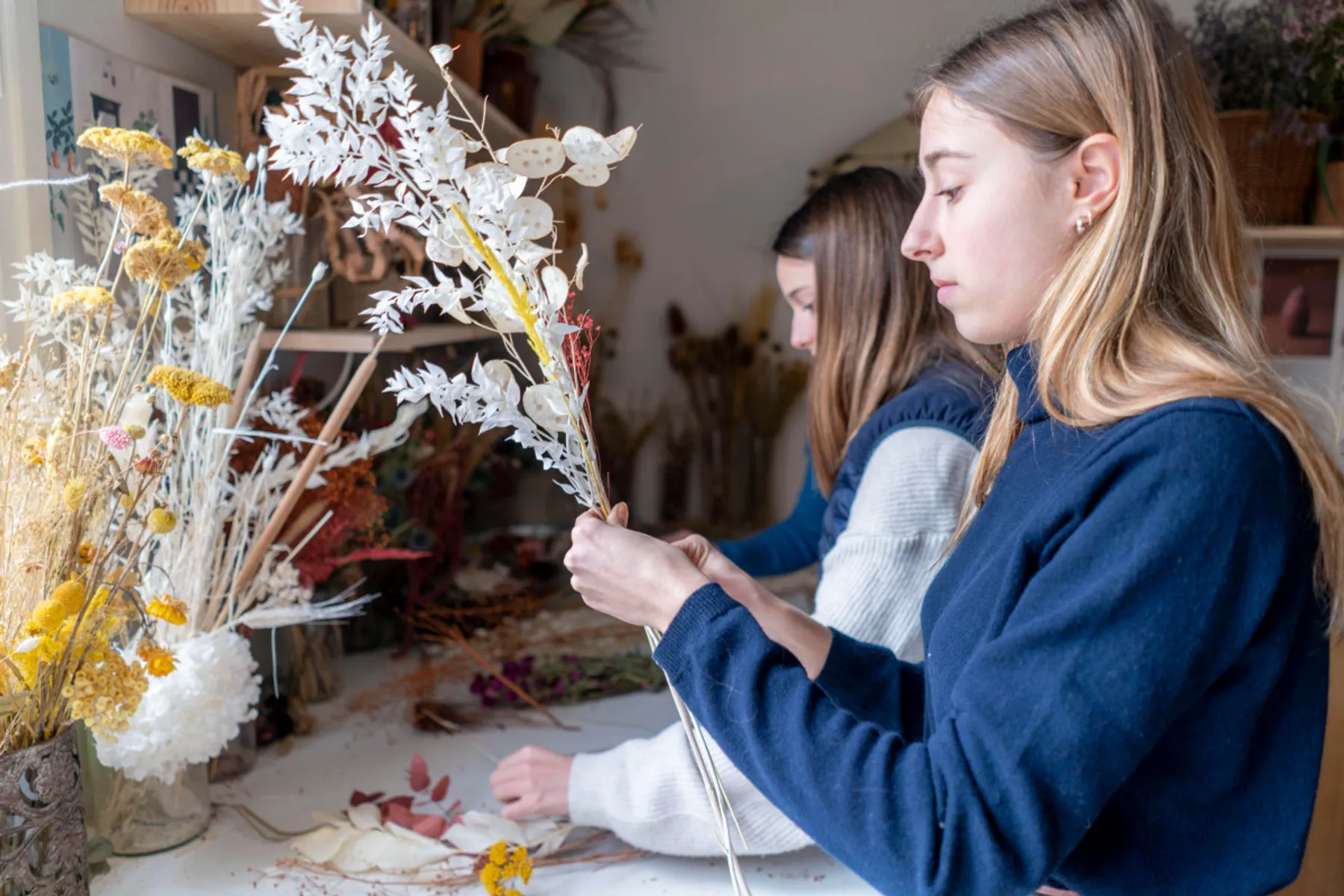 Créez votre composition de fleurs séchées - Image n°4 - Wecandoo