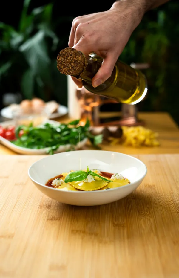 Cuisinez vos raviolis avec Claudio et son équipe - Image n°1 - Wecandoo