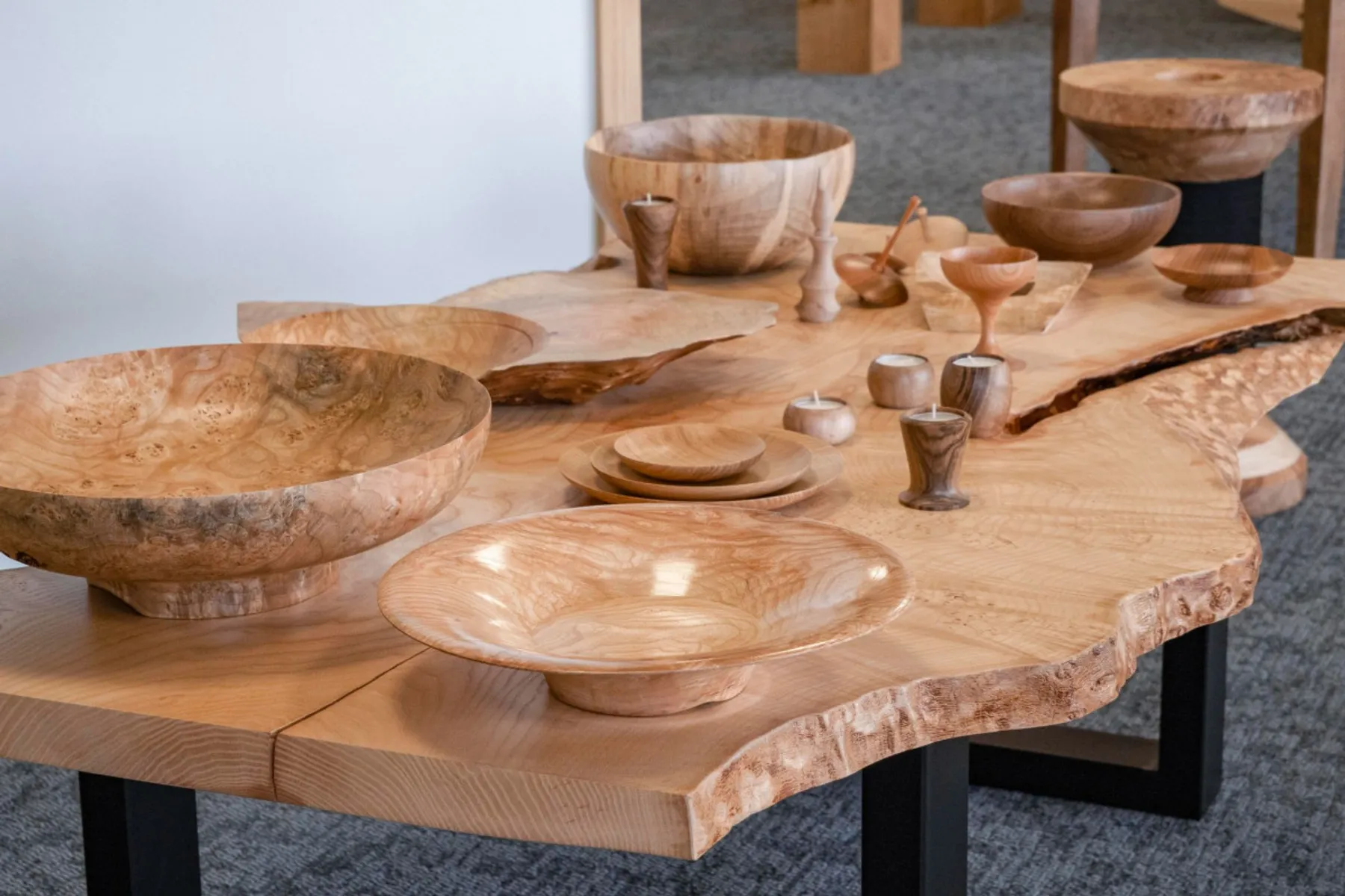 Initiez-vous au tournage sur bois avec Gérard, Meilleur Ouvrier de France (MOF) - Image n°2 - Wecandoo