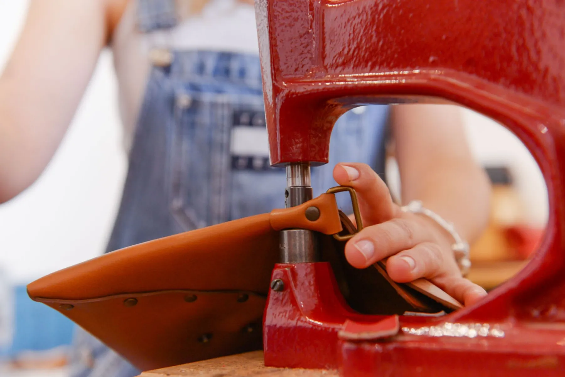 Réalisez votre sac à main en cuir - Image n°3 - Wecandoo