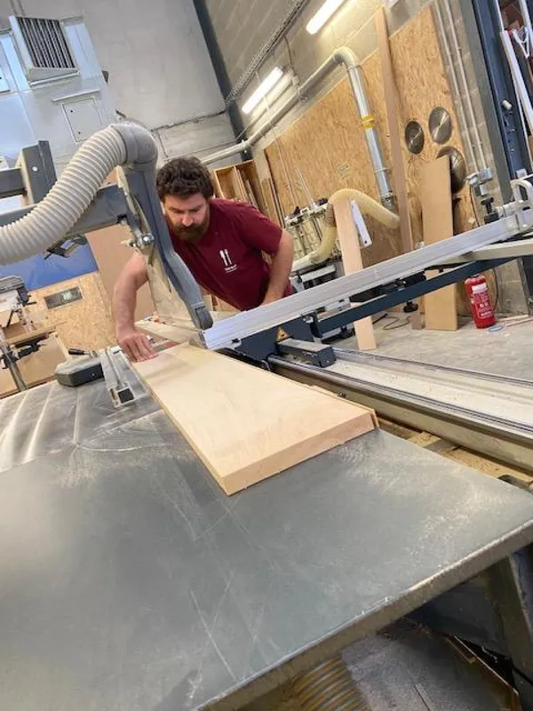 Fabriquez votre banc en bois massif - Image n°2 - Wecandoo