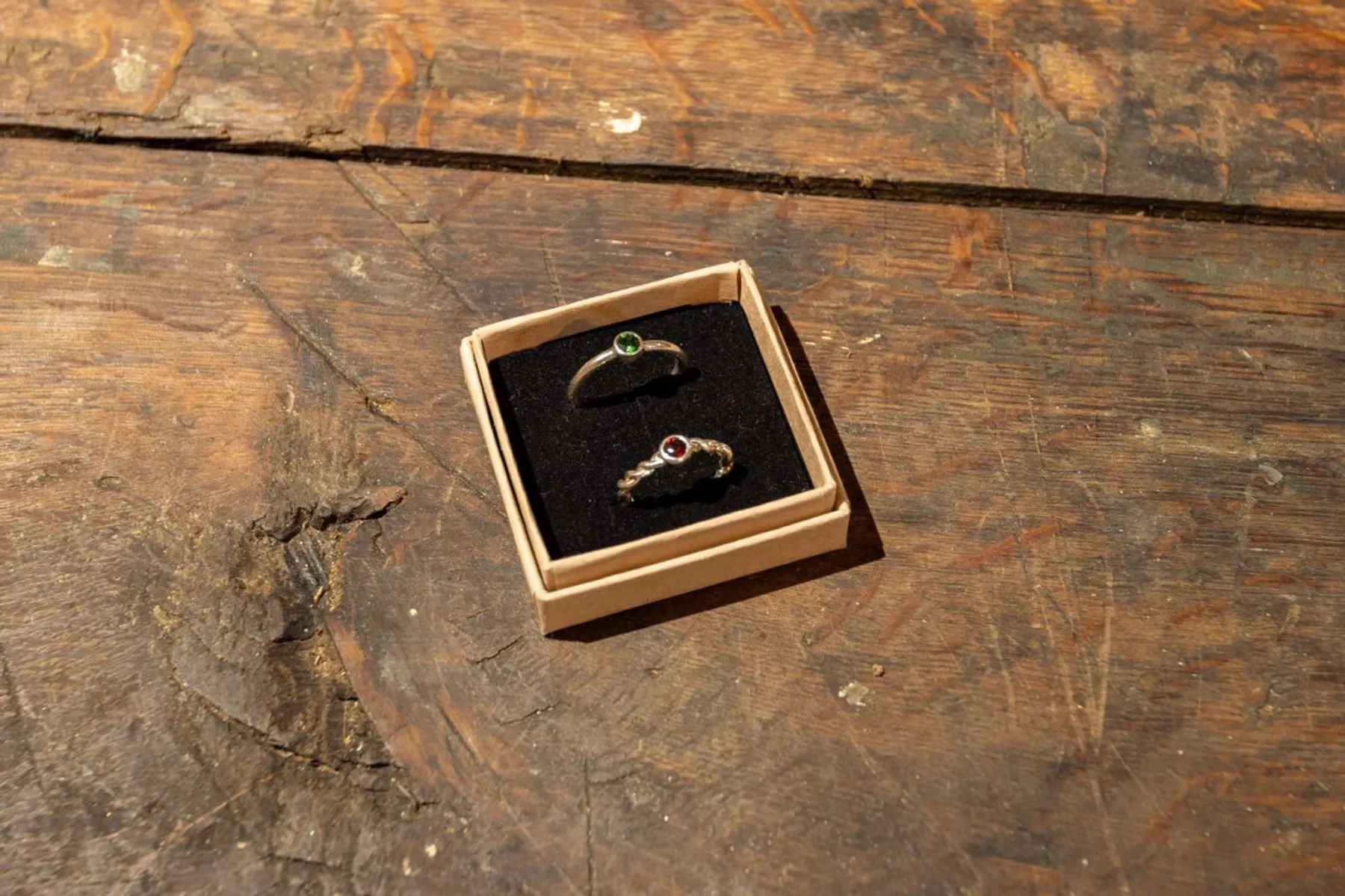 Réalisez votre bague sertie personnalisée - Image n°3 - Wecandoo