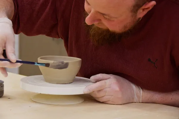 Façonnez vos trois bols personnalisés au tour - 2J - Image n°2 - Wecandoo