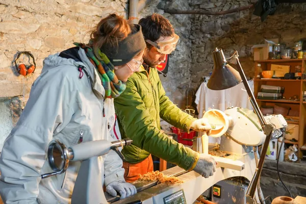 Perfectionnez-vous au tour et fabriquez un bol - Image n°3 - Wecandoo