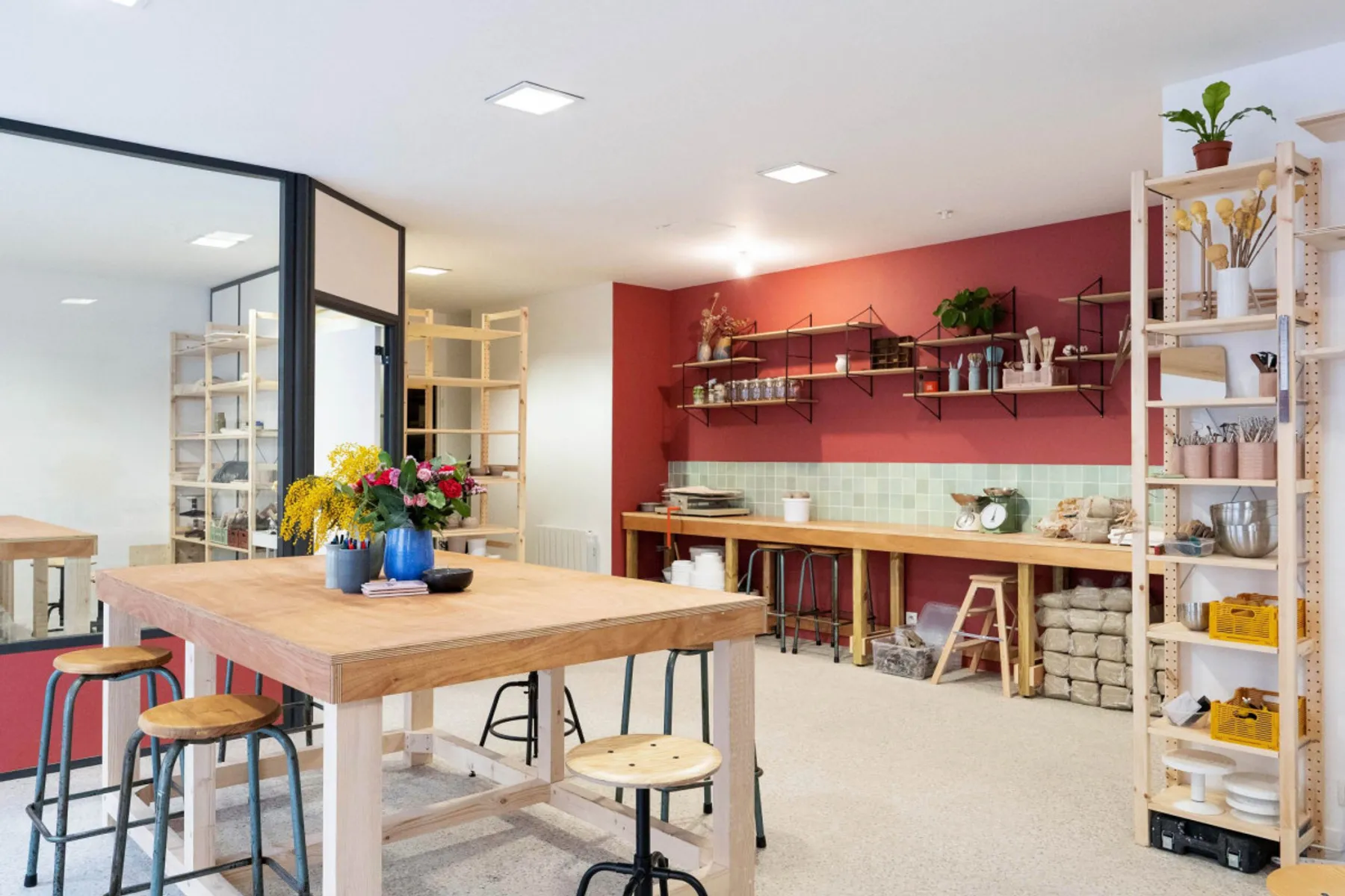 Modelez votre pichet en céramique - Afbeelding nr. 1 - Wecandoo