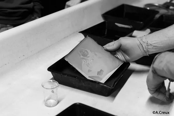 Concevez votre authentique portrait avec la technique du collodion humide - Image n°4 - Wecandoo