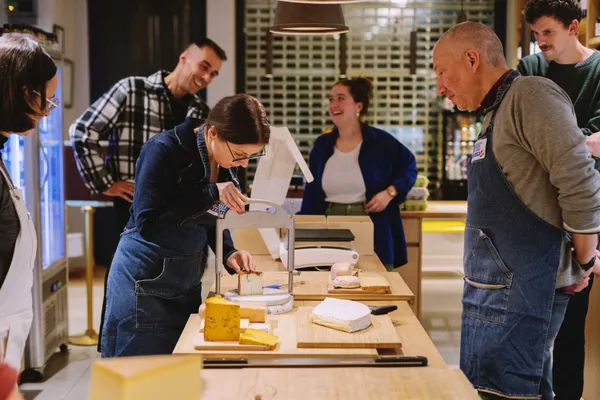 Compose your own seasonal cheese board - Image n°2 - Wecandoo