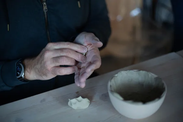 Modelez votre duo de bols en céramique - Image n°2 - Wecandoo